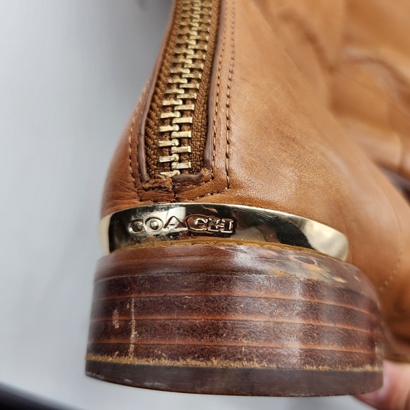 Coach tall brown boots flaking on inside - Picture 2 of 5